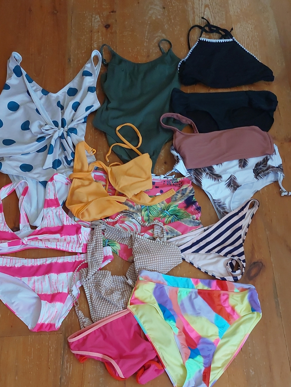 Size LARGE Swimsuit Bundle Lot 14pc Aerie PINK Reebok Mixed Bikini One Piece
